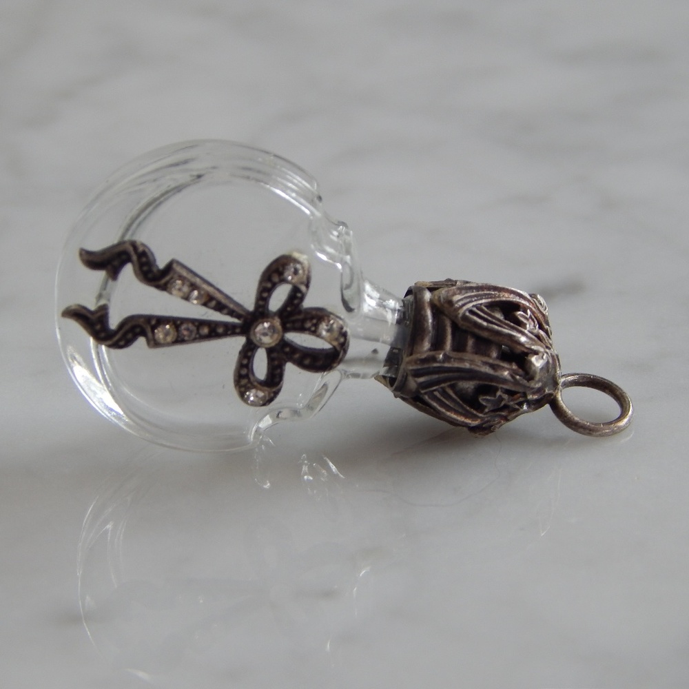 Tiny bottle pendant with wand